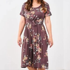 Latched Mama Boardwalk Nursing Romper